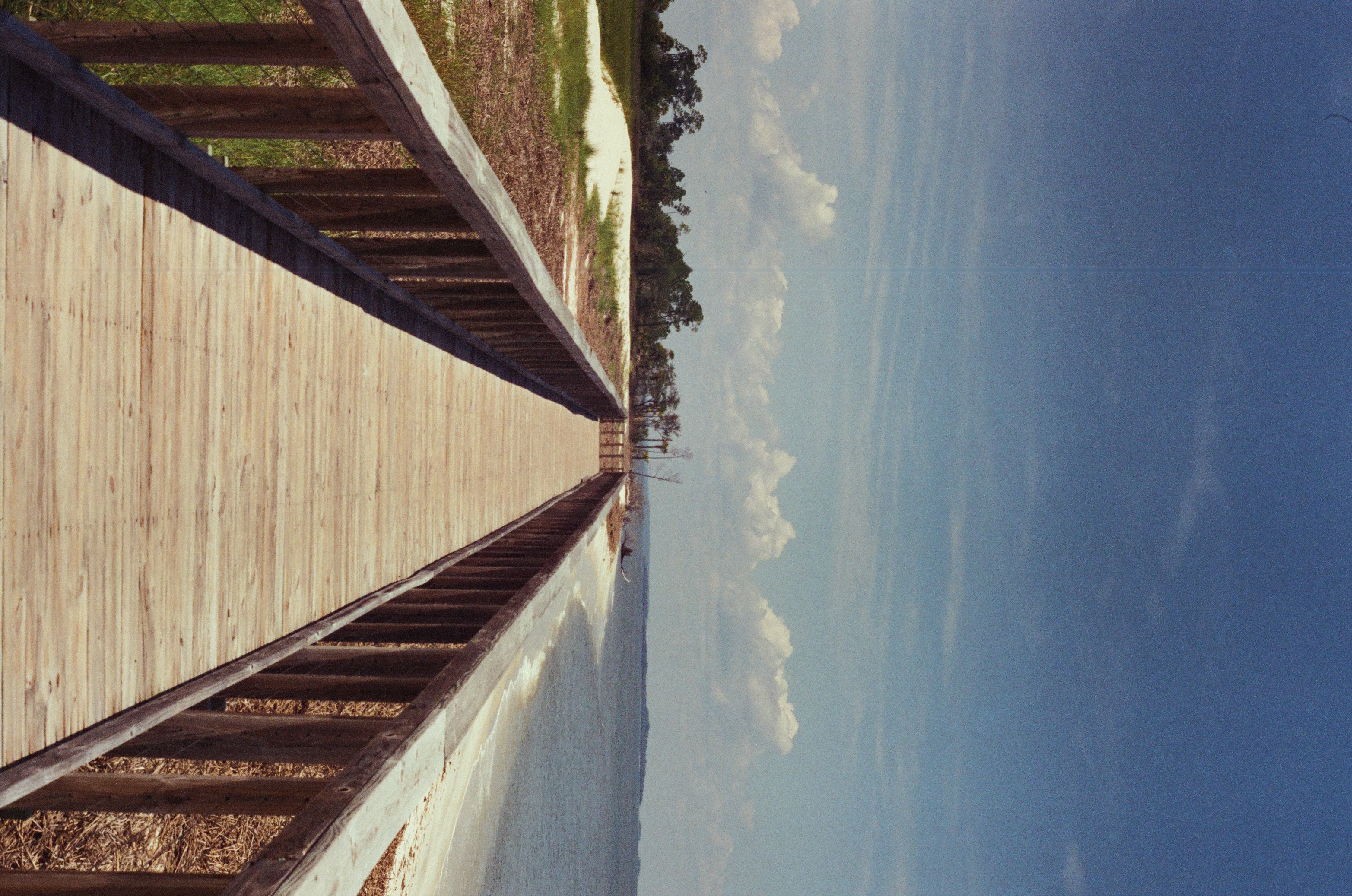 img/A boardwalk along a beach in Hiltonhead